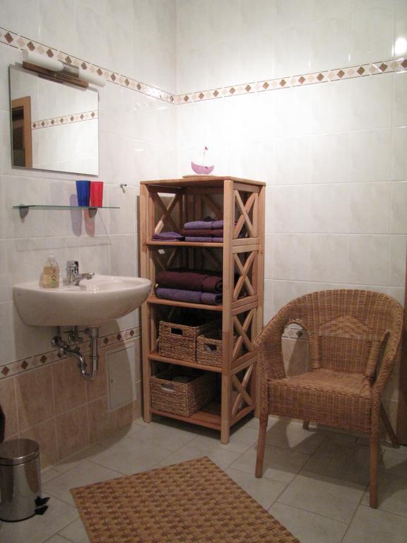 Stollenklause Apartment Hormersdorf  Bilik gambar